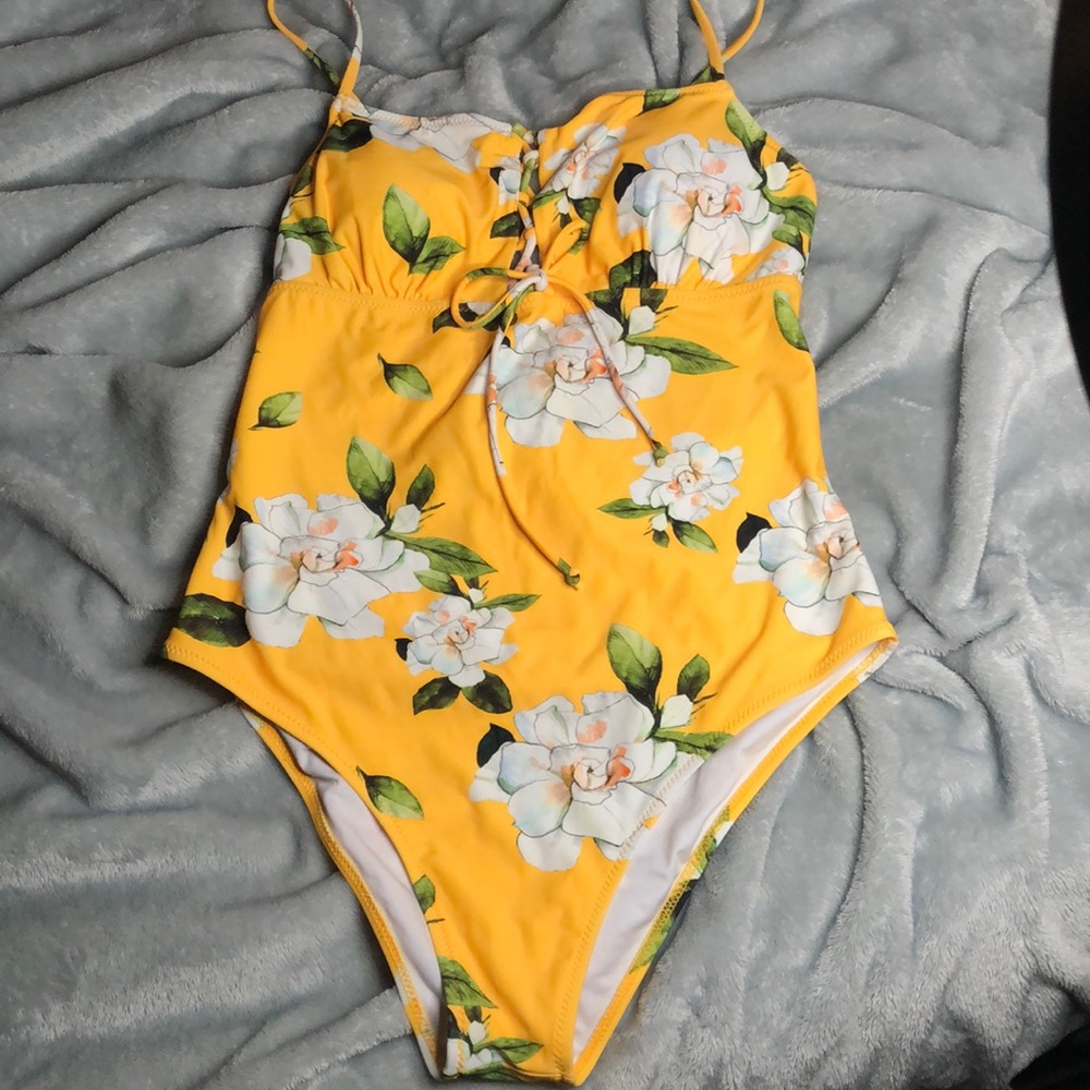 Bathing suit